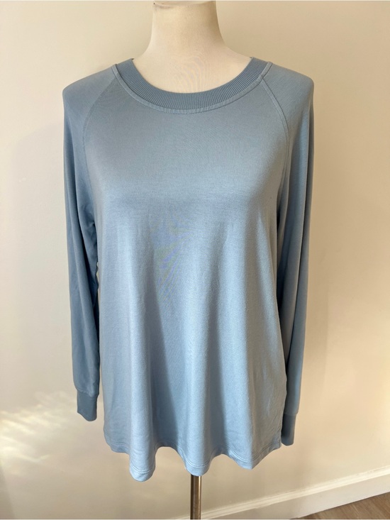 LAKE Tops - Lake Modal Blend Blue Long Sleeve Raglan Top Size Medium Relax set